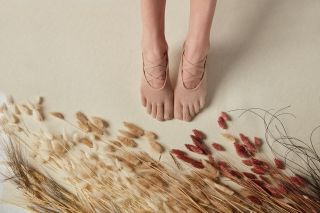 🍂 Podzim je čas, kdy se nohy chtějí zachumlat do tepla – a při józe to platí dvojnásob. Naše oblíbené jógové ponožky v...